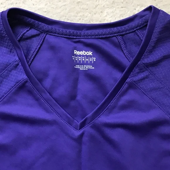 Reebok Purple Short Sleeve Workout Top - Picture 4 of 4